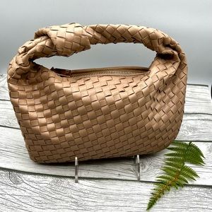 Woven Knotted Clutch Bag